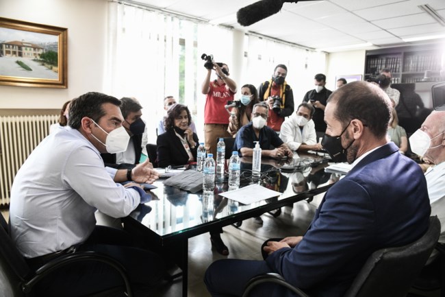 Τσίπρας: Άμεση επίταξη αναισθησιολόγων και από τα ιδιωτικά νοσοκομεία για το "Παίδων"