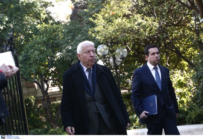 Περιφέρεια Βορείου Αιγαίου: "Λόγω καιρού"... δεν ήρθε στην Αθήνα ο Μουτζούρης