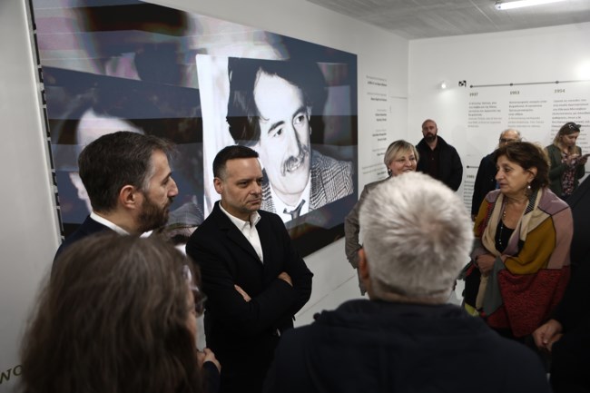 ΔΟΥΚΑΣ ΠΑΡΚΙΝΓΚ