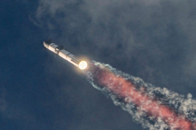 SpaceX: Ο πύραυλος Starship καταστράφηκε κατά την επιστροφή του στην ατμόσφαιρα της Γης - Πανηγυρίζει ο Μασκ στο Χ [Βίντεο]