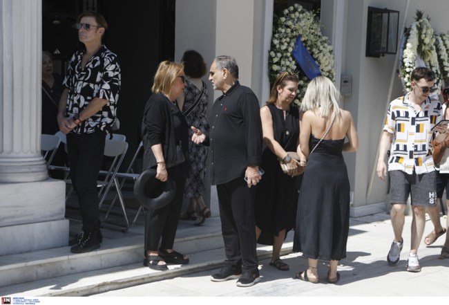 κηδεια παπαβασιλειου
