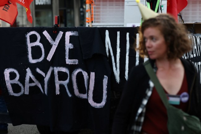 "Προβλέψιμος, αδέξιος, απομονωμένος": Τα γαλλικά ΜΜΕ αποδομούν τον Φρανσουά Μπαϊρού μετά την ηχηρή πτώση του