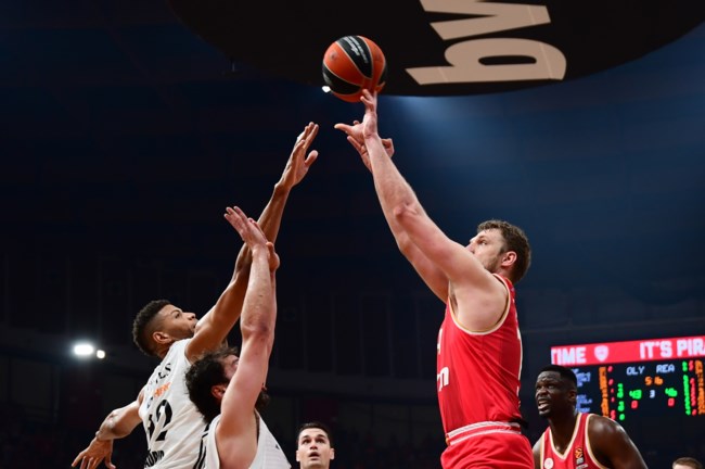 Euroleague: Ο Σάσα Βεζένκοφ πρώτος MVP των πλέι οφ στην Ιστορία
