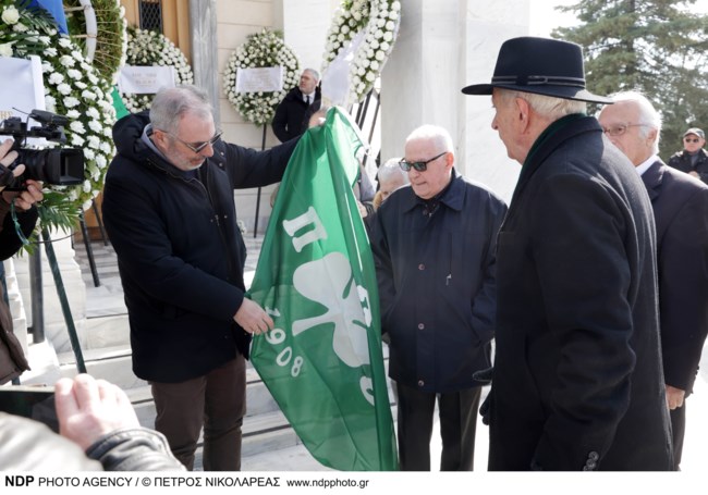 Μάνος Μαυροκουκουλάκης