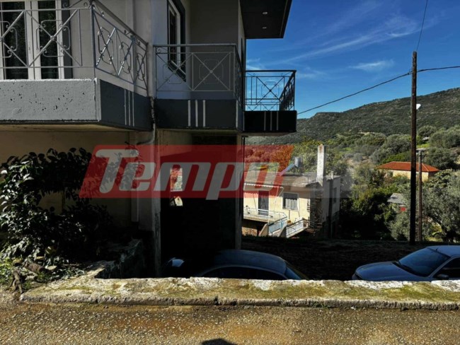 Τραγωδία στην Αχαΐα: "Τον κρατούσα αγκαλιά και πέσαμε μαζί" - Τι κατέθεσε ο 25χρονος θείος του τρίχρονου