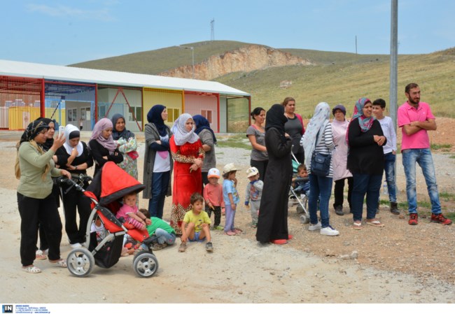 Συναγερμός στη Λάρισα: Δέκα κρούσματα κορονοϊού στη δομή προσφύγων