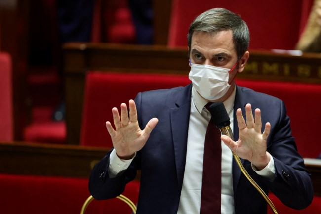 Συμβαίνει στη Γαλλία: Με πλαστό πιστοποιητικό το 5% όσων νοσηλεύονται με κορονοϊό