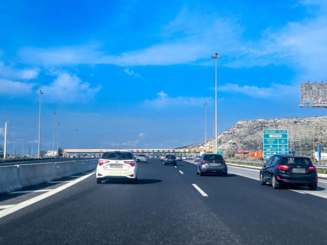 Πάσχα: Κορυφώνεται η έξοδος των εκδρομέων - Πάνω από 110.000 οχήματα έφυγαν εκτός Αθήνας από τη Μ. Τετάρτη
