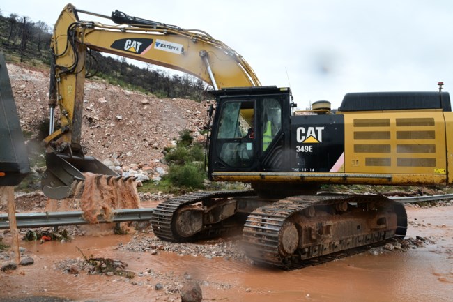 Ξεκίνησαν οι αυτοψίες για την καταγραφή των ζημιών από την κακοκαιρία Byron στη Δυτική Αττική [εικόνες]