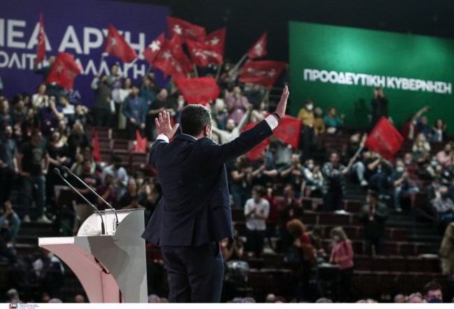 Αποθέωση Ζάεφ στο συνέδριο του ΣΥΡΙΖΑ - "Νέα αρχή" είπε στα ελληνικά [Βίντεο]