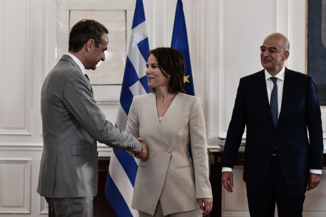 Και τα ελληνοτουρκικά στη συνάντηση Μητσοτάκη-Μπέρμποκ- Στο ΥΠΕΞ τώρα η Γερμανίδα υπουργός Εξωτερικών [βίντεο-εικόνες]