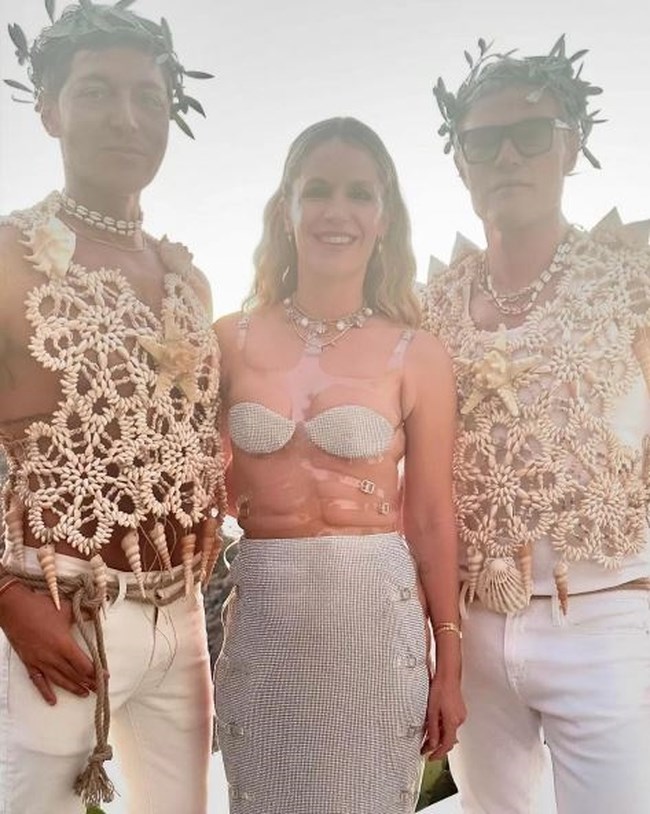 ΕΥΓΕΝΙΑ ΝΙΑΡΧΟΥ