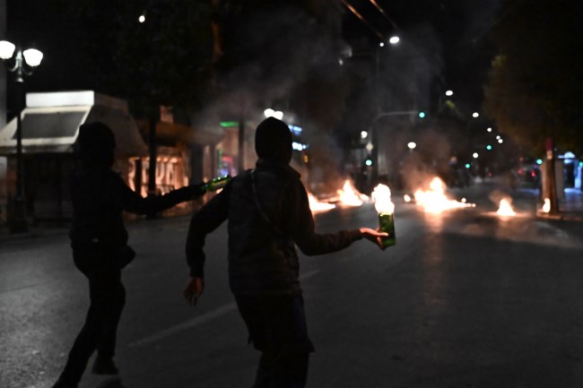 Επεισόδια Σύνταγμα Τέμπη