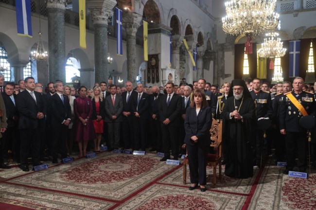 Σακελλαροπούλου από Θεσσαλονίκη: Η σημερινή διπλή επέτειος μας υπενθυμίζει τη σημασία της ομοψυχίας