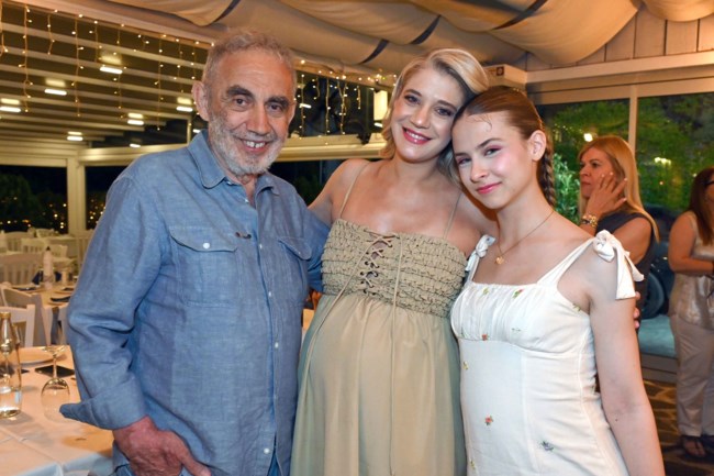 μαμα στα κρυφα