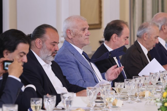 ΗΛΙΟΠΟΥΛΟΣ ΜΕΛΙΣΣΑΝΙΔΗΣ ΓΕΥΜΑ ΠΡΟΕΔΡΙΚΟ ΜΕΓΑΡΟ