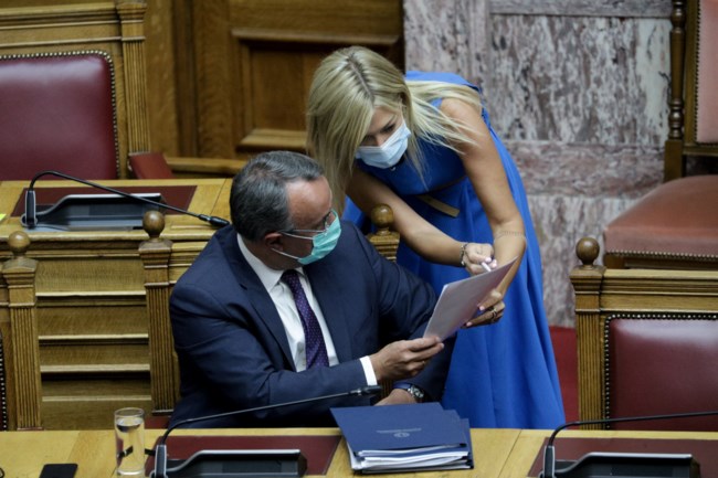 Βουλή_ Μάσκα