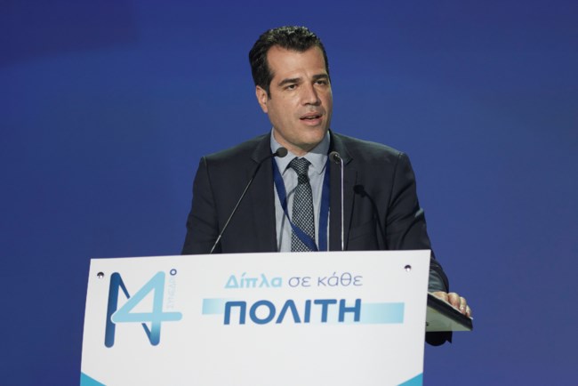 Συγκινεί ο Θάνος Πλεύρης: Φοβήθηκα τη στιγμή της διασωλήνωσης - Ήθελα να χαιρετήσω τα παιδιά μου