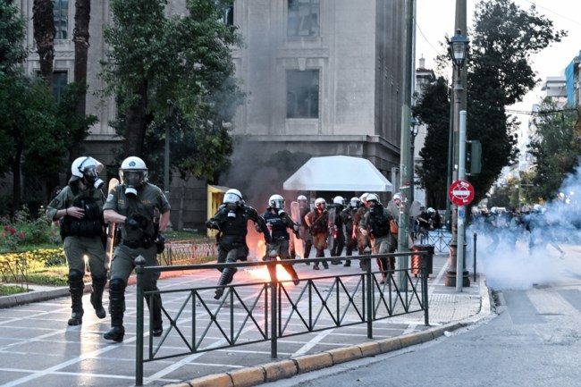 ΕΠΕΙΣΟΔΙΑ ΚΕΝΤΡΟ