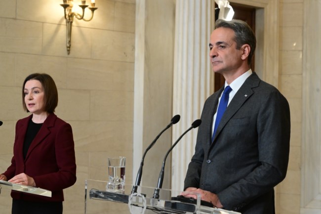 ΜΗΤΣΟΤΑΚΗΣ ΠΡΟΕΔΡΟΣ ΜΟΛΔΑΒΙΑΣ ΜΑΙΑ ΣΑΝΤΟΥ