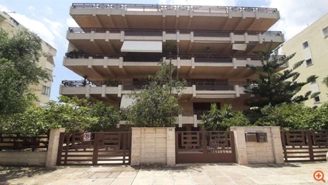Τα ακίνητα γνωστών οικογενειών σε Γλυφάδα και Π. Ψυχικό που βγαίνουν στο "σφυρί"