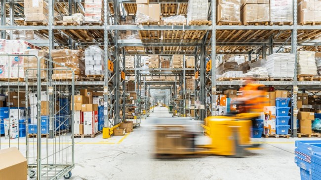 Το Public.gr λανσάρει Next Day Delivery σε 100.000 προϊόντα, σε όλη την ηπειρωτική Ελλάδα