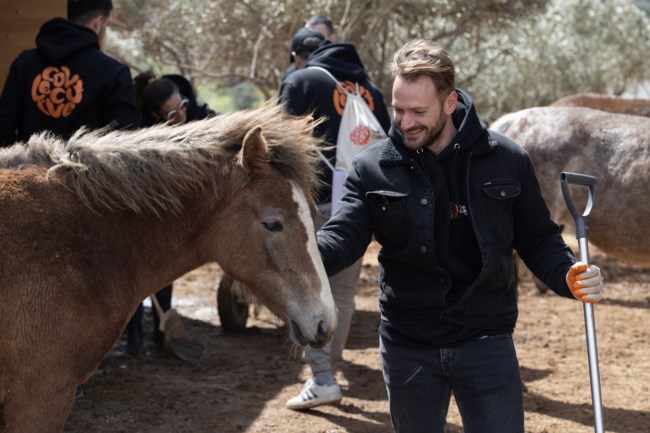 Η Kaizen Gaming κινητοποιεί 200 εθελοντές σε 8 χώρες για την προστασία και την ευημερία των ζώων