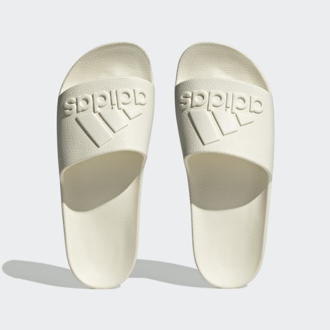 Σαγιονάρες adidas