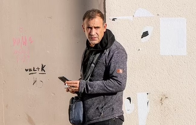 ΓΑΛΛΙΑ ΔΙΚΗ ΤΗΣ ΜΑΖΑΝ ΚΑΤΗΓΟΡΟΥΜΕΝΟΣ