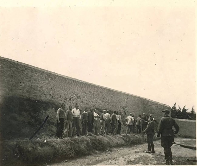 ΕΚΤΕΛΕΣΗ 200 ΚΑΙΣΑΡΙΑΝΗ