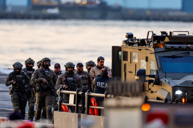 ΝΙΚΟΛΑΣ ΜΑΔΟΥΡΟ ΜΕΤΑΓΩΓΗ