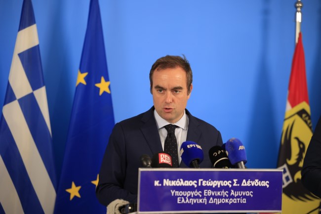 ΔΕΝΔΙΑΣ ΛΕΚΟΡΝΙ