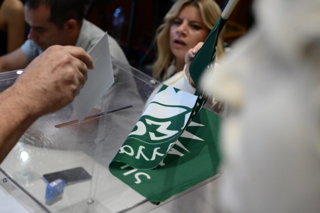 Περίπου στις 21:00 τα πρώτα αποτελέσματα