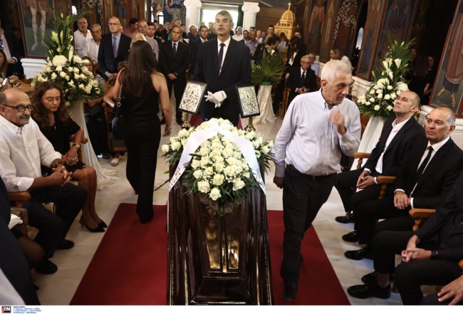 ΚΗΔΕΙΑ ΙΩΑΝΝΙΔΗΣ