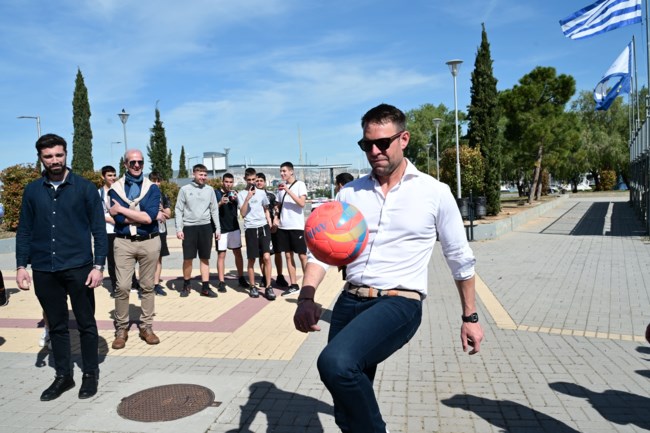 ΚΑΣΣΕΛΑΚΗΣ ΤΕΝΙΣ