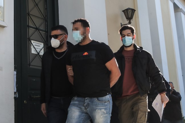Άγ. Παντελεήμονας: Προφυλακίστηκε ο 34χρονος Αιγύπτιος- "Φοβάμαι για τη ζωή μου" λέει η γυναίκα που έδερνε και κρατούσε όμηρο