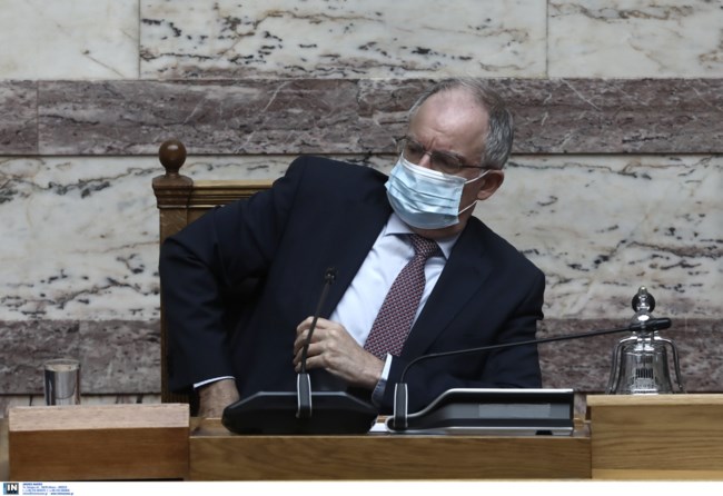 Βουλή Μάσκα Τασούλας