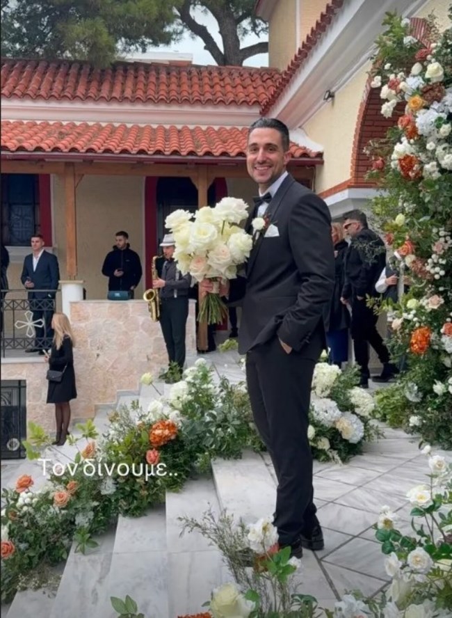 Σάκης Κατσούλης και Μαριαλένα Ρουμελιώτη: Λάμψη και ευτυχία στον γάμο τους - Οι υπέροχες λεπτομέρειες