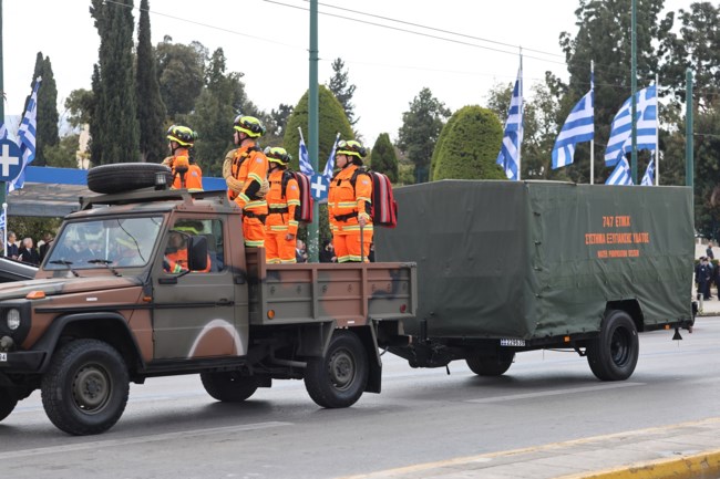 στρατιωτικη παρελαση 25η μαρτιου αθηνα
