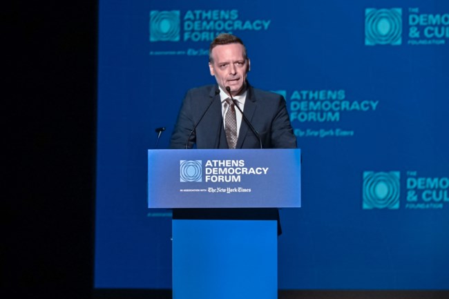 ΓΚΙΝΤΕΟΝ ΛΕΒΙ