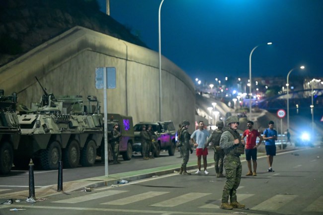ΘΕΟΥΤΑ ΙΣΠΑΝΙΑ ΜΕΤΑΣΤΕΣ ΣΤΡΑΤΟΣ