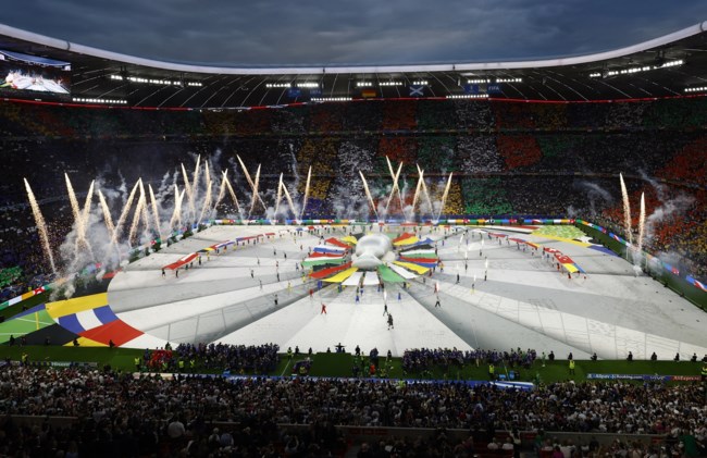 Euro 2024: Πολύχρωμη έναρξη στην Allianz Arena παρουσία Σερ Άλεξ και Μουρίνιο