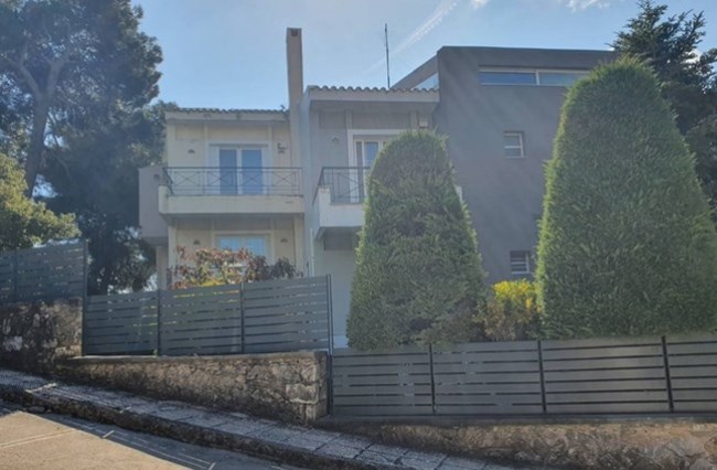 σπεντζος