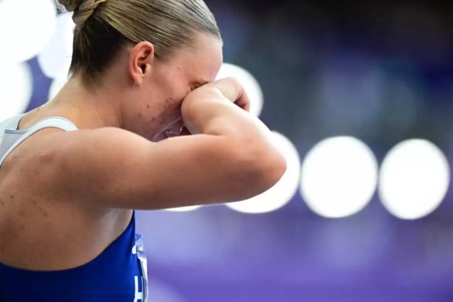 Ολυμπιακοί Αγώνες 2024: H Ελίνα Τζένγκο έμεινε στην 9η θέση του ακοντισμού - Ξέσπασε σε κλάματα