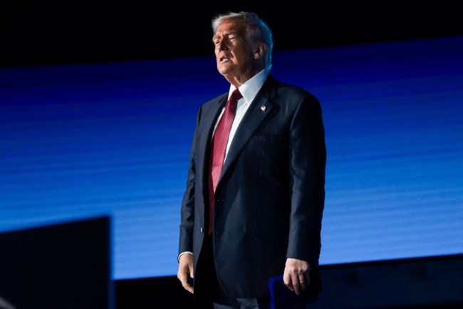 Ο Τραμπ επισείει την απειλή του "κομμουνισμού" μετά την επικράτηση Μαμντάνι στη Νέα Υόρκη