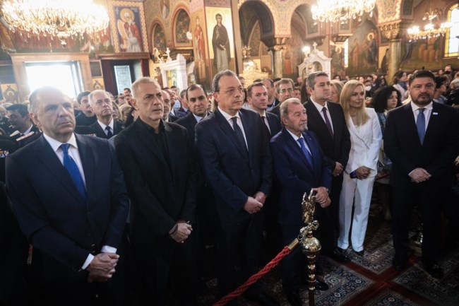 ΘΕΟΦΑΝΕΙΑ ΠΕΙΡΑΙΑΣ