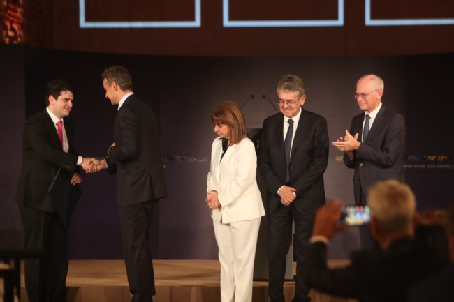 Θεσσαλονίκη: Στην τελετή απονομής του βραβείου "Αυτοκράτειρα Θεοφανώ" ο Κυριάκος Μητσοτάκης [Εικόνες]