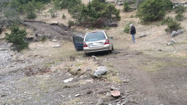 νεκροφορα
