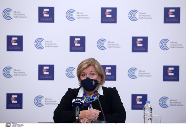 Κορονοϊός: Ασφυκτική η κατάσταση στο ΕΣΥ - Στο 97% η πληρότητα των ΜΕΘ στη Θεσσαλονίκη, στο 88% σε όλη τη χώρα