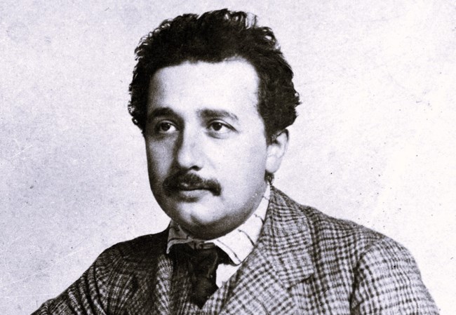 Κ. Καραθεοδωρή: Όταν τον διεκδικούσαν τα πανεπιστήμια του κόσμου, στην Ελλάδα τού πρόσφεραν θέση δασκάλου στην επαρχία